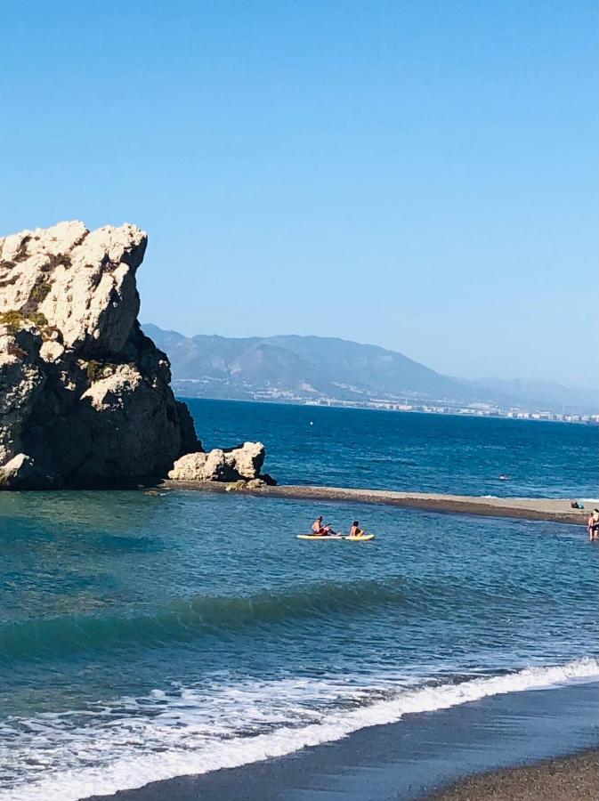 Relaxing Vacation At The Beach Малага Екстериор снимка